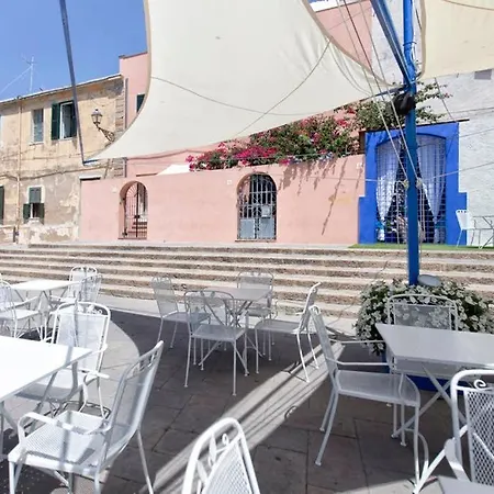 Bastioni Colombo Sea View אלגהרו