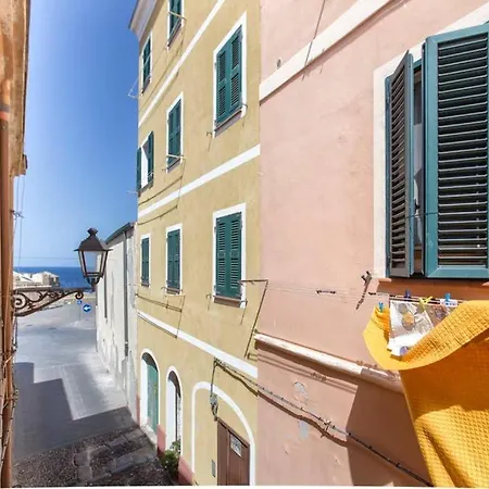 Bastioni Colombo Sea View Apartment