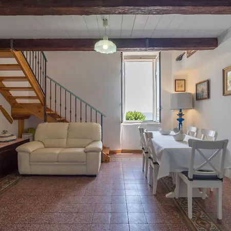 Апартаменты Bastioni Colombo Sea View Альгеро