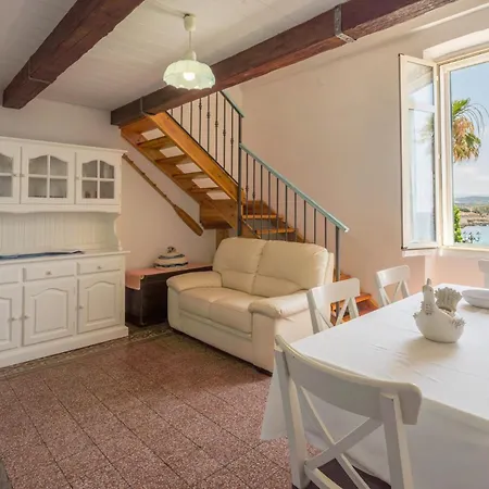 Bastioni Colombo Sea View * Альгеро