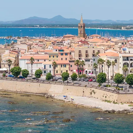 Bastioni Colombo Sea View 아파트 *